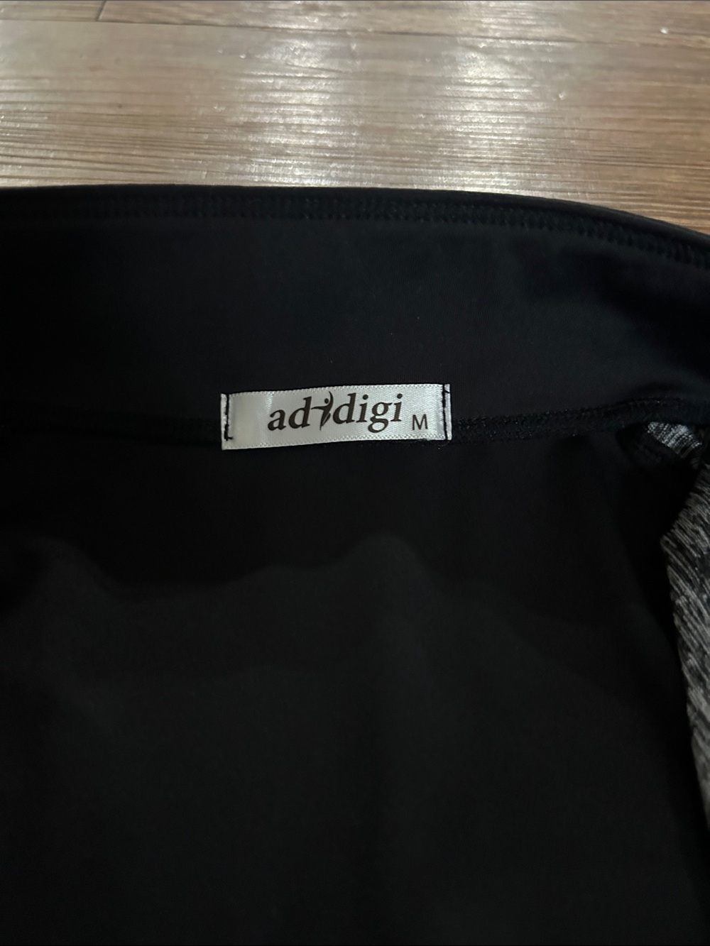 Women’s Two-Tone Quarter-Zip Active Top - Black & Gray - Picture 2 of 4